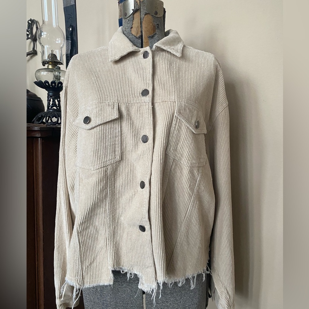 POL Oversized Tan Soft Distressed Corduroy Shirt Button Down Jacket NWOT